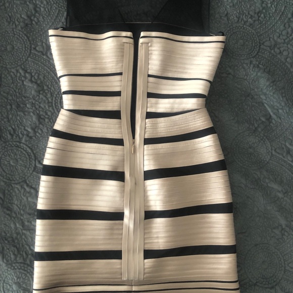 Dress - Picture 2 of 4